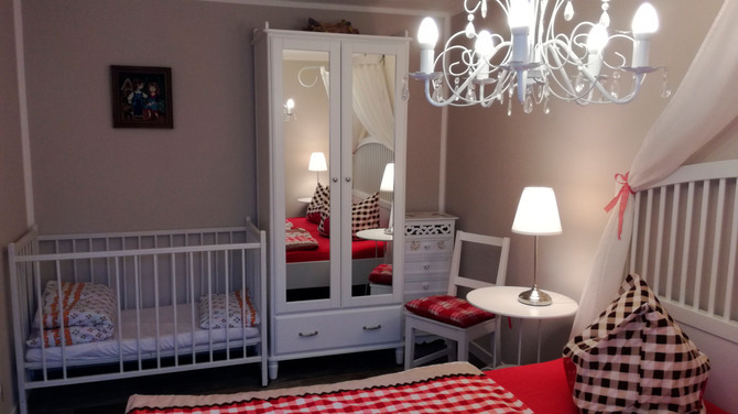 Ferienhaus in Putbus - M&auml;rchengarten H&auml;nsel und Gretel - mit Kinderbett