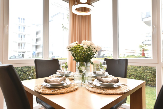 Ferienwohnung in Gro&szlig;enbrode - Windrose 2 - Essplatz mit Glaserker