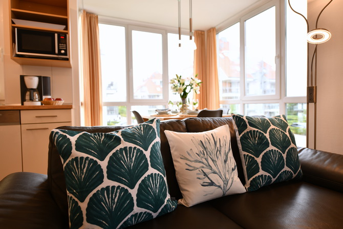 Ferienwohnung in Gro&szlig;enbrode - Seed&uuml;ne 4 - gem&uuml;tliche Couch