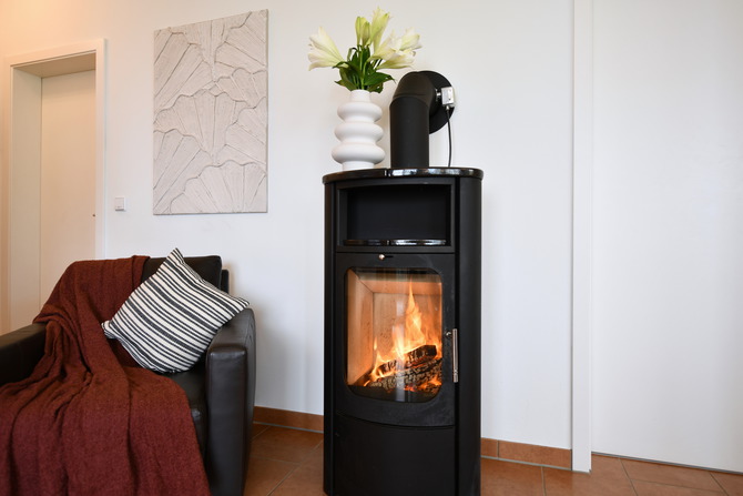 Ferienwohnung in Gro&szlig;enbrode - Seed&uuml;ne 1 - Kaminimpression