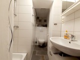 Ferienwohnung in Tremt - Zum Naturstrand - Innenbad mit Dusche und WC