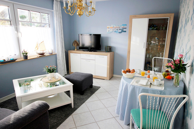 Appartement in Haffkrug - Muschelsucher Kapit&auml;n-Suite - Wohn- und E&szlig;zimmer in Kapit&auml;n-Suite