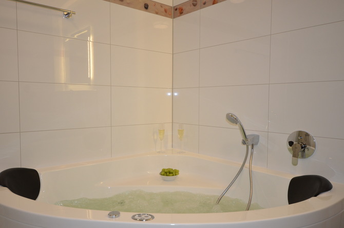 Ferienwohnung in Heiligenhafen - Ostseed&uuml;ne 6 - Whirlpool