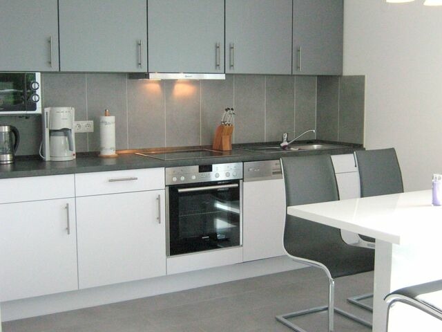 Ferienwohnung in Gr&ouml;mitz - Ferienwohnungen &Ouml;ker - Stadtvilla OG - Bild 4