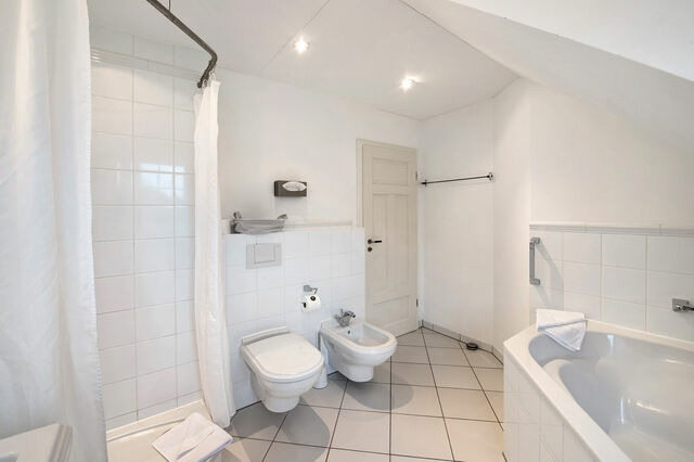 Ferienwohnung in Gingst - Gut Rattelvitz, Parterre A OST - Bild 8