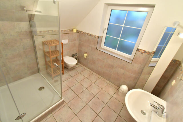 Ferienwohnung in Ostseeheilbad Zingst - Haus Marleen OG, FW 2 - Bild 11