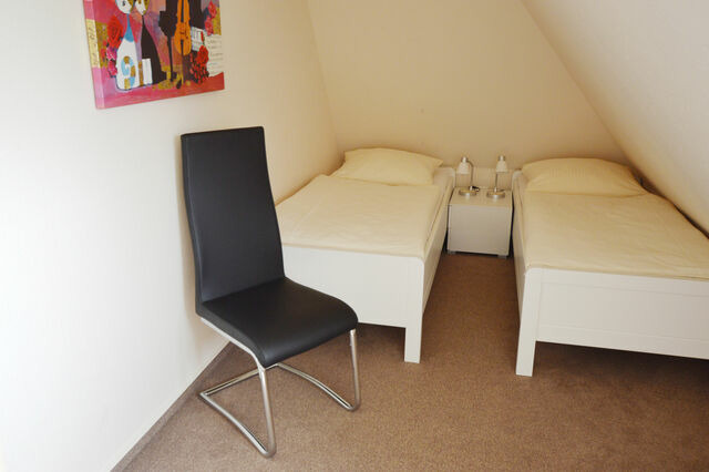 Ferienhaus in Fehmarn OT Staberdorf - Reetdachhaus 2, inkl. 2 Parkpl&auml;tze - Bild 12