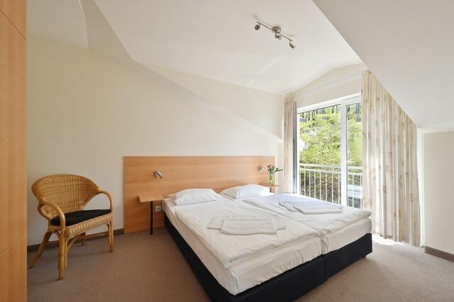 Ferienwohnung in Sellin - Ferienwohnung 12 f&uuml;r 6 Personen strandnah in Sellin auf R&uuml;gen Villa Celia WLAN SAUNA - Bild 10